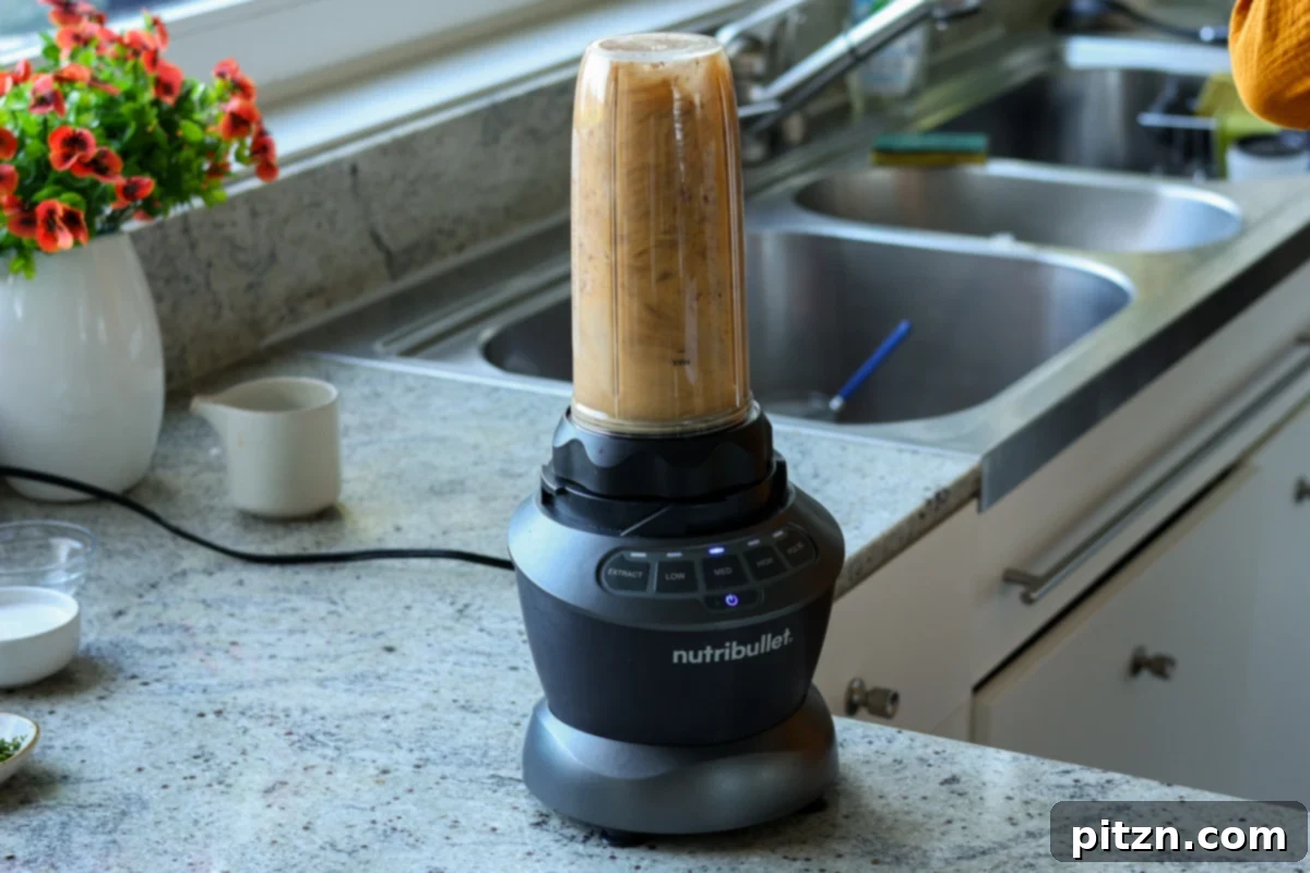 blending the balchao paste