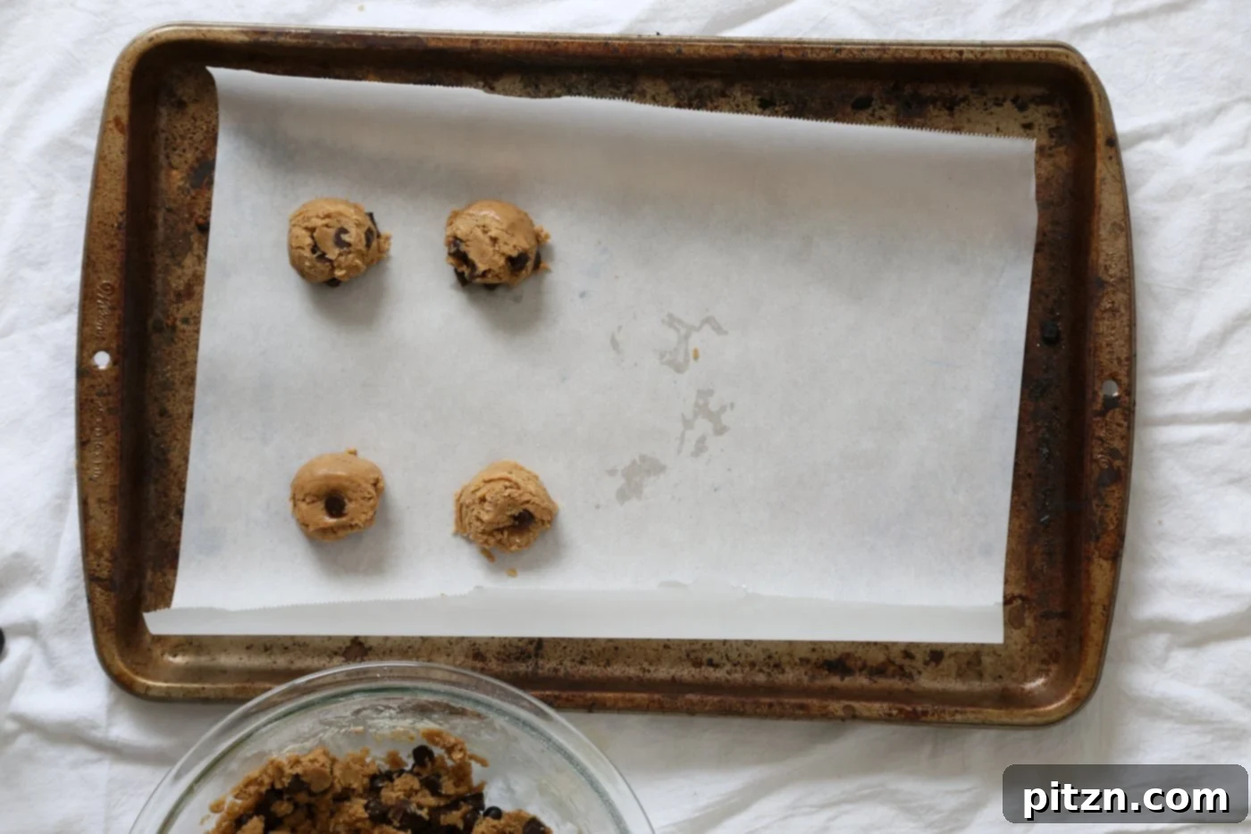Vegan Coconut Oil Chocolate Chip Cookies 4 The Best Vegan Chocolate Chip Cookies. Palm oil-free! Gluten-free option. Somer's Easy Classic Chocolate Chip Cookies that are perfect for the holidays, bake sales and gifting. Vegan Nut-free Soy-free Palm oil-free Recipe. | VeganRicha.com