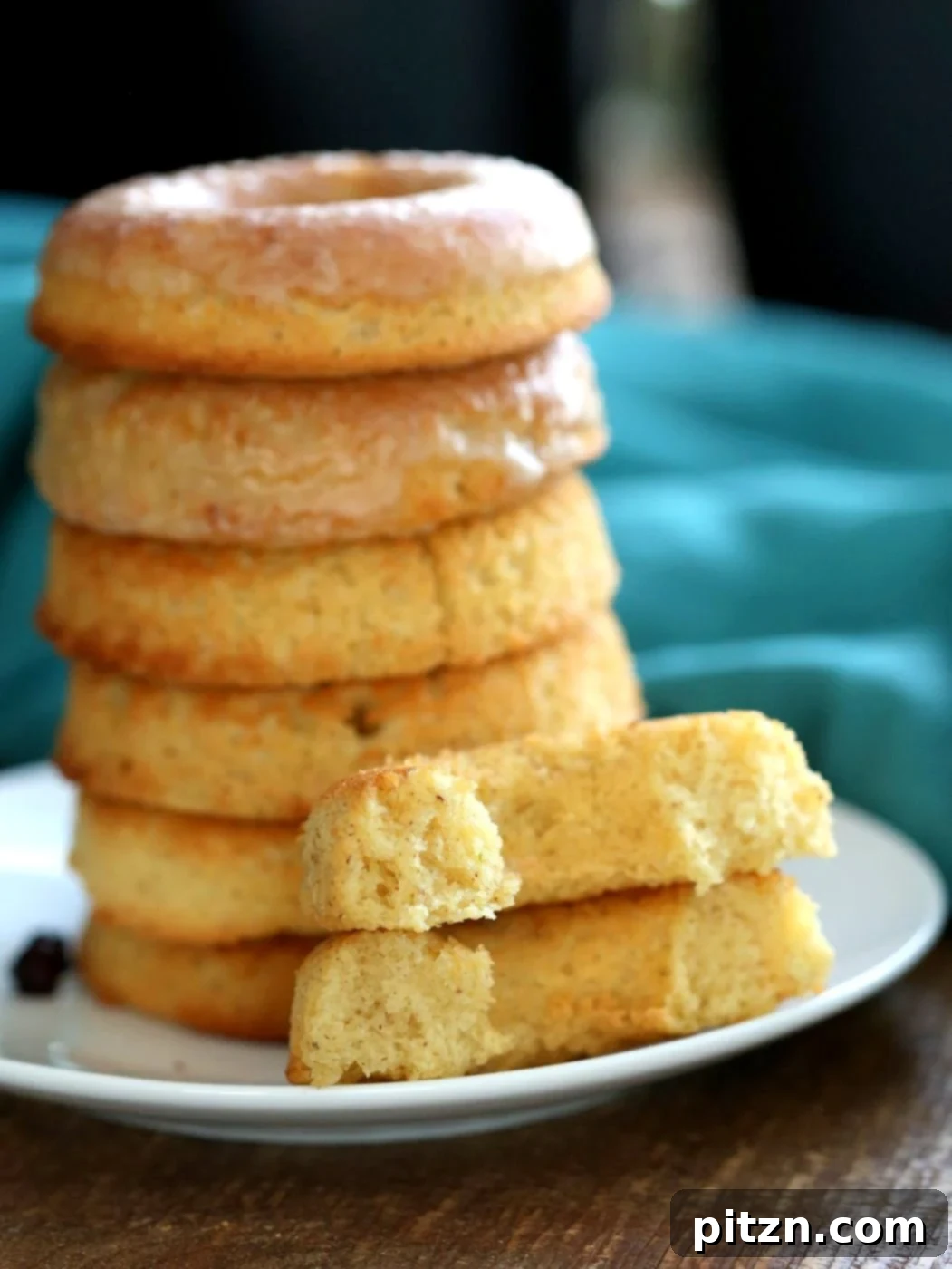 One-Bowl Baked Vegan Lemon Doughnuts Gluten and Grain Free 4 Vegan Gluten-free Lemon Donuts. These baked gluten free doughnuts are amazingly soft. They are grain-free, Easy, Zesty. Use lemon or lime. Baked Gluten-free Doughnuts. Vegan Glutenfree Grainfree Soyfree Recipe. Can be nutfree. VeganRicha.com