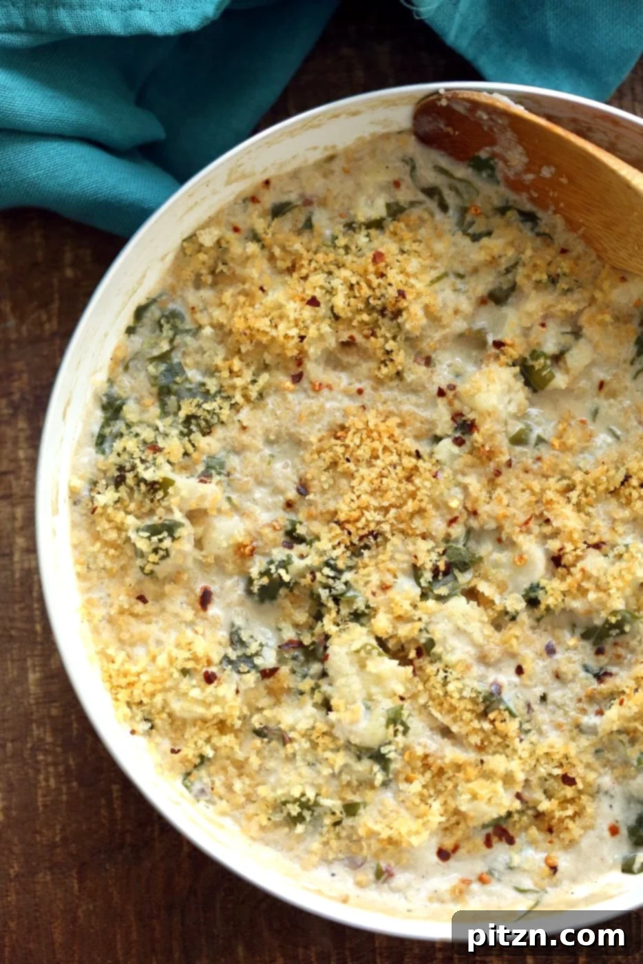 Creamy Spiced No Bake Vegan Cauliflower Gratin 3 Vegan Cauliflower Gratin - Creamy, Spiced Cauliflower Casserole. No Bake Skillet Gratin or Bake with a garlic breadcrumb topping. Vegan Soy-free Recipe, Can be gluten-free and nut-free. | VeganRicha.com