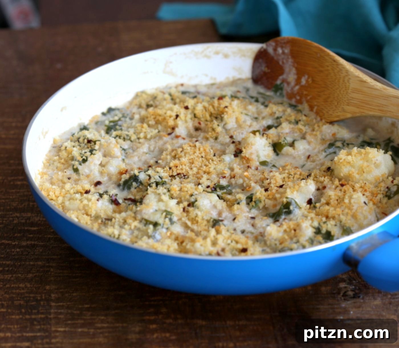 Creamy Spiced No Bake Vegan Cauliflower Gratin 4 Vegan Cauliflower Gratin - Creamy, Spiced Cauliflower Casserole. No Bake Skillet Gratin or Bake with a garlic breadcrumb topping. Vegan Soy-free Recipe, Can be gluten-free and nut-free. | VeganRicha.com