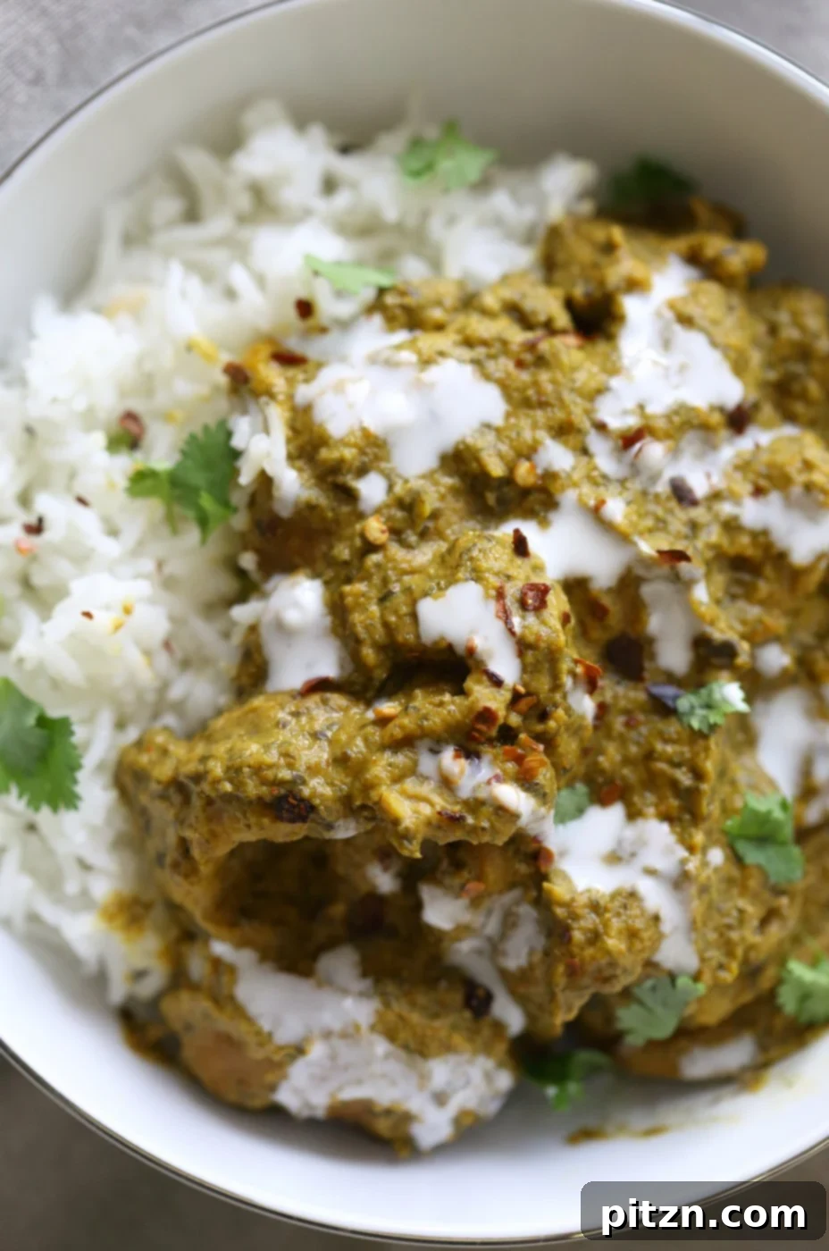 One Pot Vegan Chicken Saag with Soy Curls. Cooked to perfection in an Instant Pot, with a rich spinach sauce. Vegan, Gluten-free, Soy-free, Nut-free options available. #Vegan #Glutenfree #Recipe